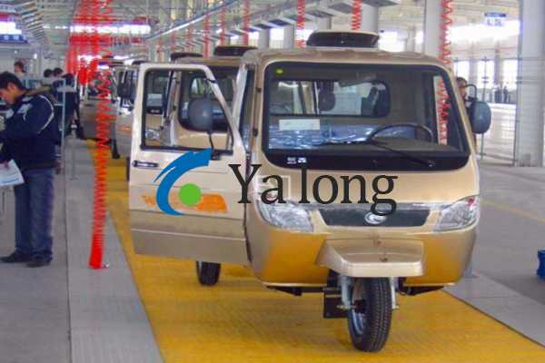 Smart tricycle assembly line